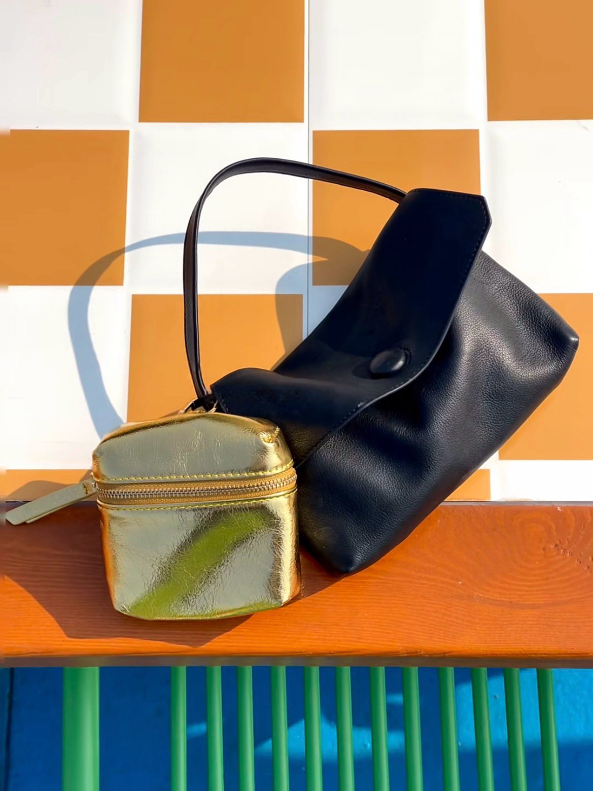 Siva Metallic Mini Pouch
