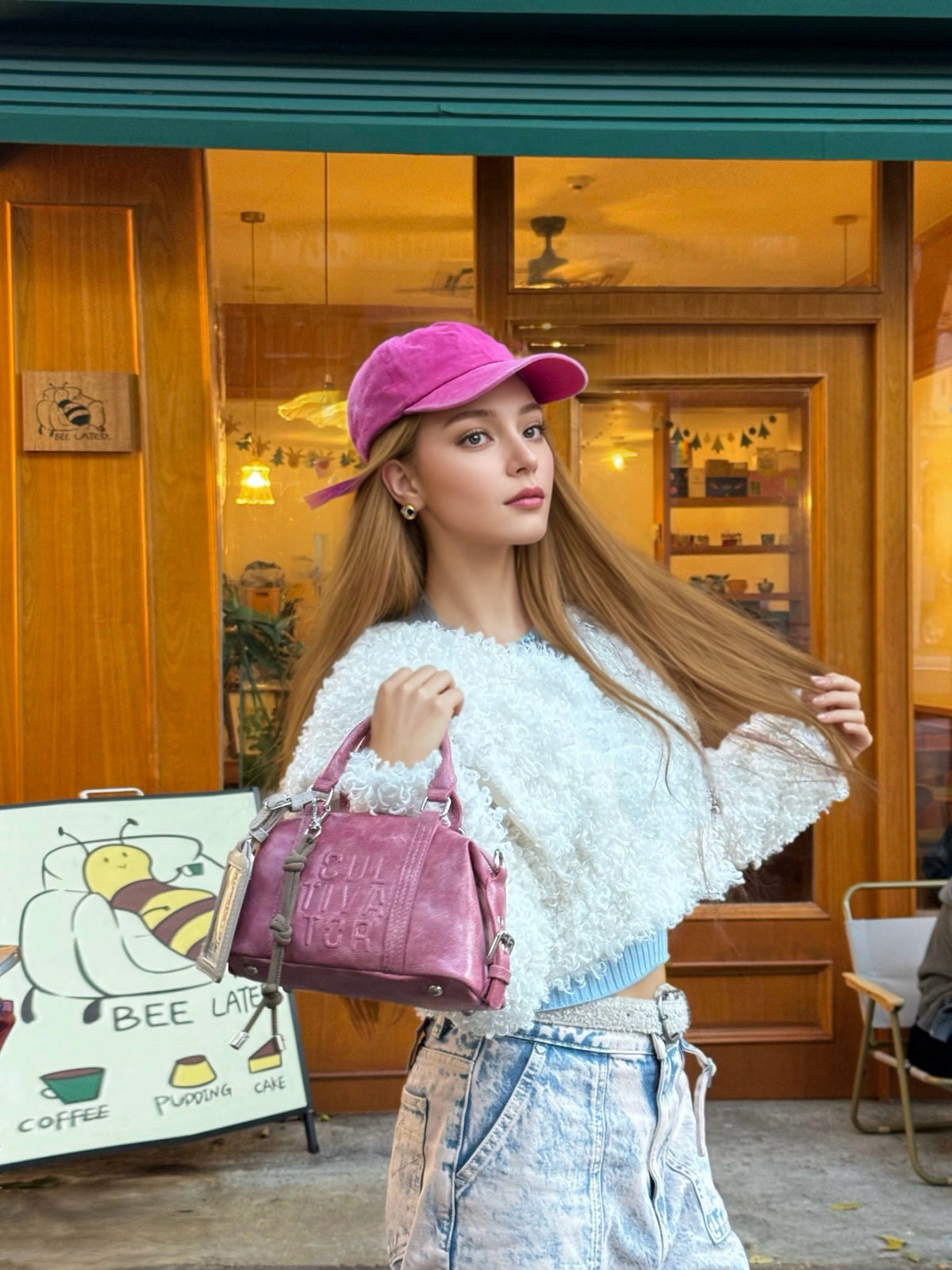 Cultivator Boston Bag