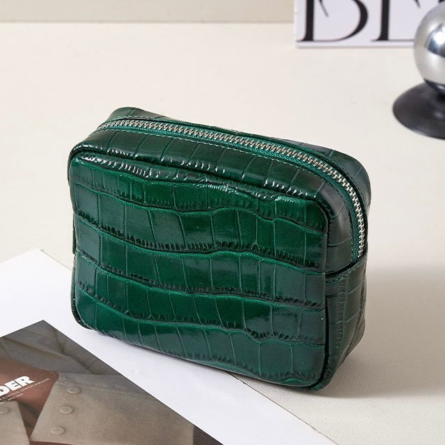 Vetra Croc Pouch