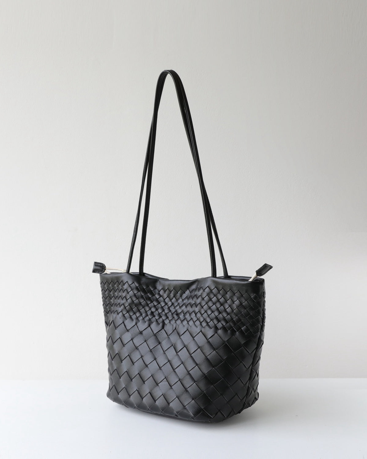 Mira Woven Bucket Bag