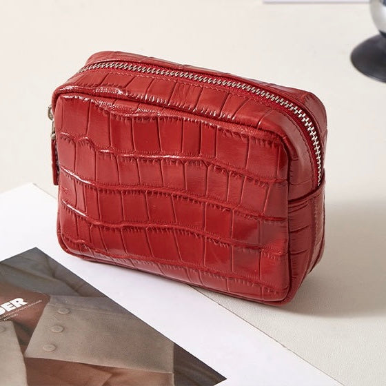 Vetra Croc Pouch