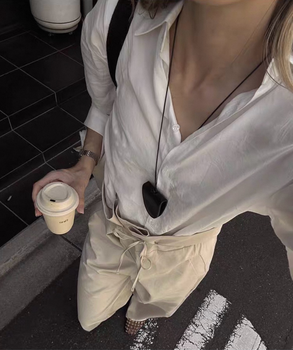 Sunglasses clip